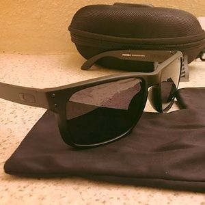 Oakley Polarized Matte Black Sunglasses